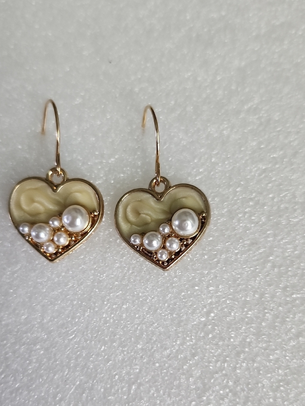 Hand Crafted Heart Drop Earrings in Cream and Gold with Pearls